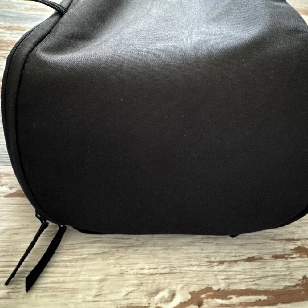 Simple Modern Wanderer Backpack 25L Laptop Compartment Sleeve Bookbag Travel NEW